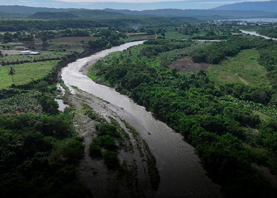El Indrhi interviene el río Viajama para reducir riesgos de inundación en Azua