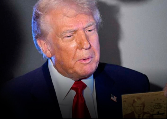 Trump lanza el portal de la tarjeta dorada para millonarios que quieran residir en EE. UU.