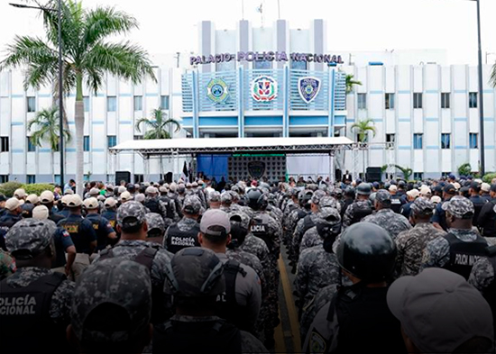 La reforma policial busca prohibir agentes asignados a instituciones públicas