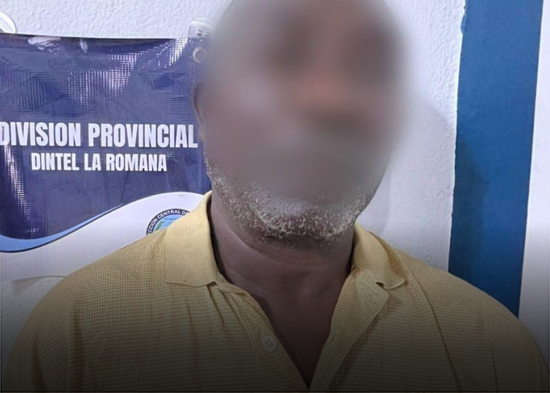 Haitiano es apresado en La Romana tras decomiso de 32 mil cigarrillos y 43 galones de clerén