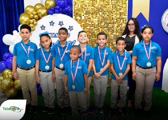 Centro Educativo IADIS celebra entrega premio al mérito estudiantil nivel primario 2025