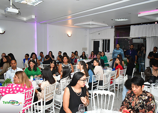 RESIL celebra aniversario con gran cena conferencia sobre Neuroplasticidad