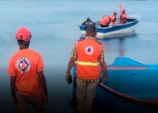Naufragio en Higüey: Avistan 3 cadáveres y rescatan a 17 sobrevivientes