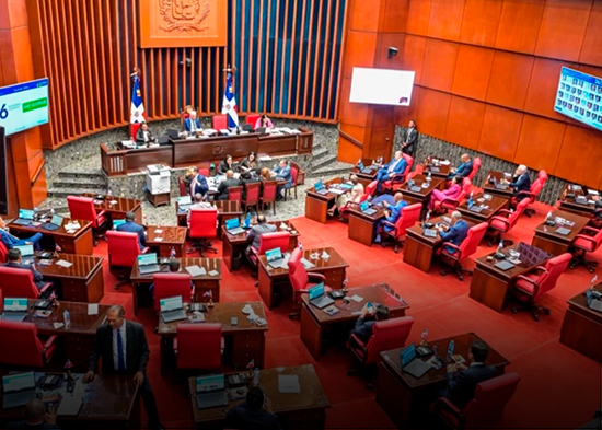 Los senadores tratan de dotar al país con un Código Penal ajustado a la realidad presente