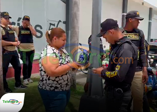 Mujer identifica hombre que supuestamente la estafó en SFM, pero logra escapar