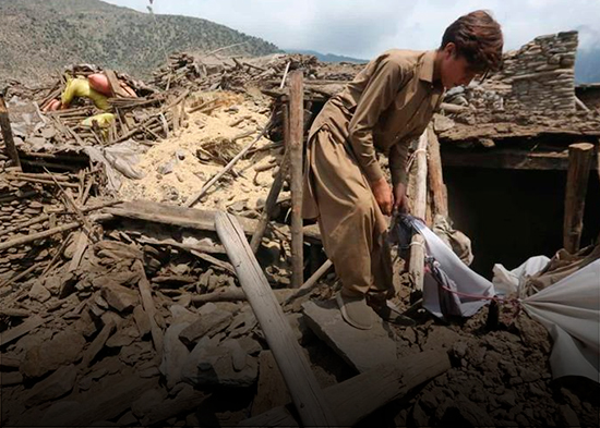 Potente terremoto sacude Afganistán; reportan varios muertos