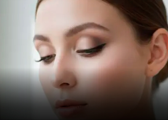 "Sleepy eyes makeup": cómo usar esta tendencia del maquillaje sin errores