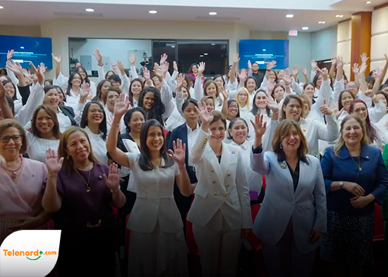 Raquel Peña encabeza graduación de 116 empresarias del programa MujerEs Avanza