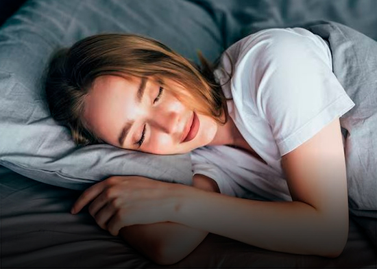 Conseguir un sueño de calidad en una sociedad pegada a las pantallas ¿misión imposible?