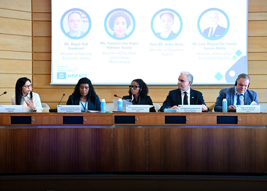 De Camps destaca estrategia nacional ante la UNESCO