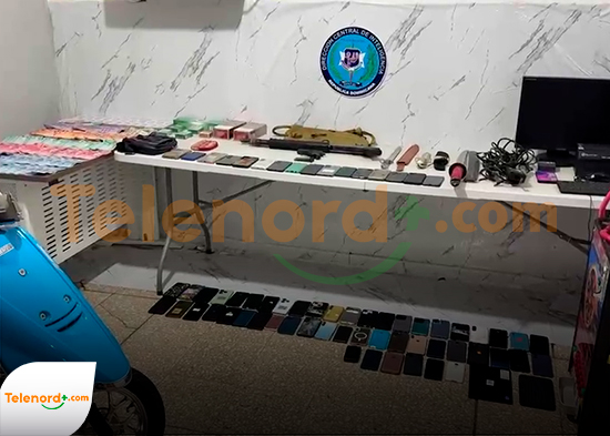 DINTEL y Ministerio Público realizan allanamientos en Villa Riva; ocupan escopeta cartuchos y dólares falsos