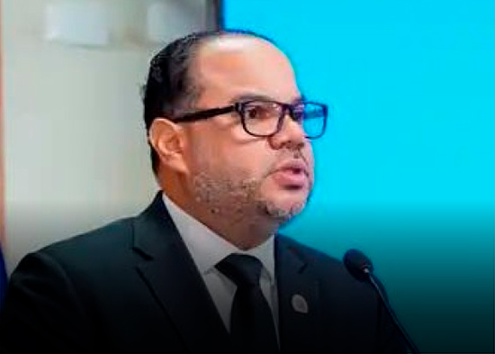 Defensor del Pueblo llama a diálogo institucional sobre Código Penal y libertad de expresión