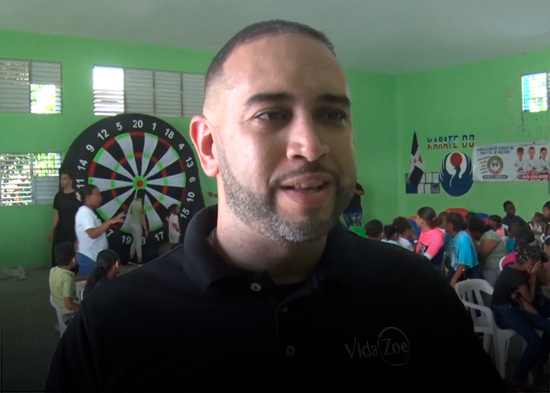 Fundación beneficia a niños en La Javiela con entrega de útiles escolares y jornada recreativa